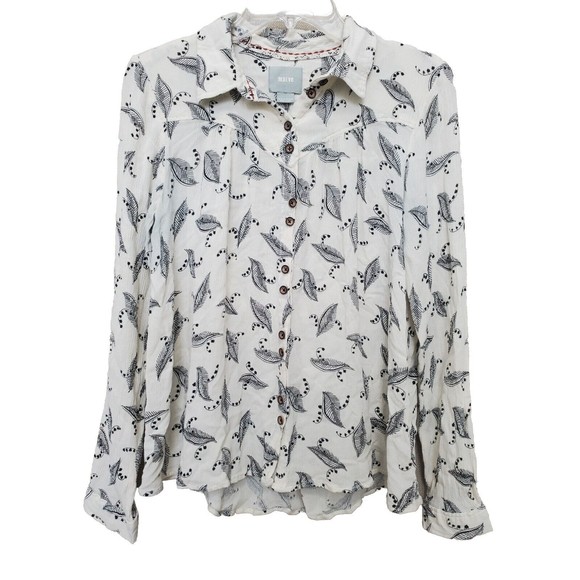 Maeve Tops - Maeve by Anthropologie Feather Print Button-Up Shirt Size 10